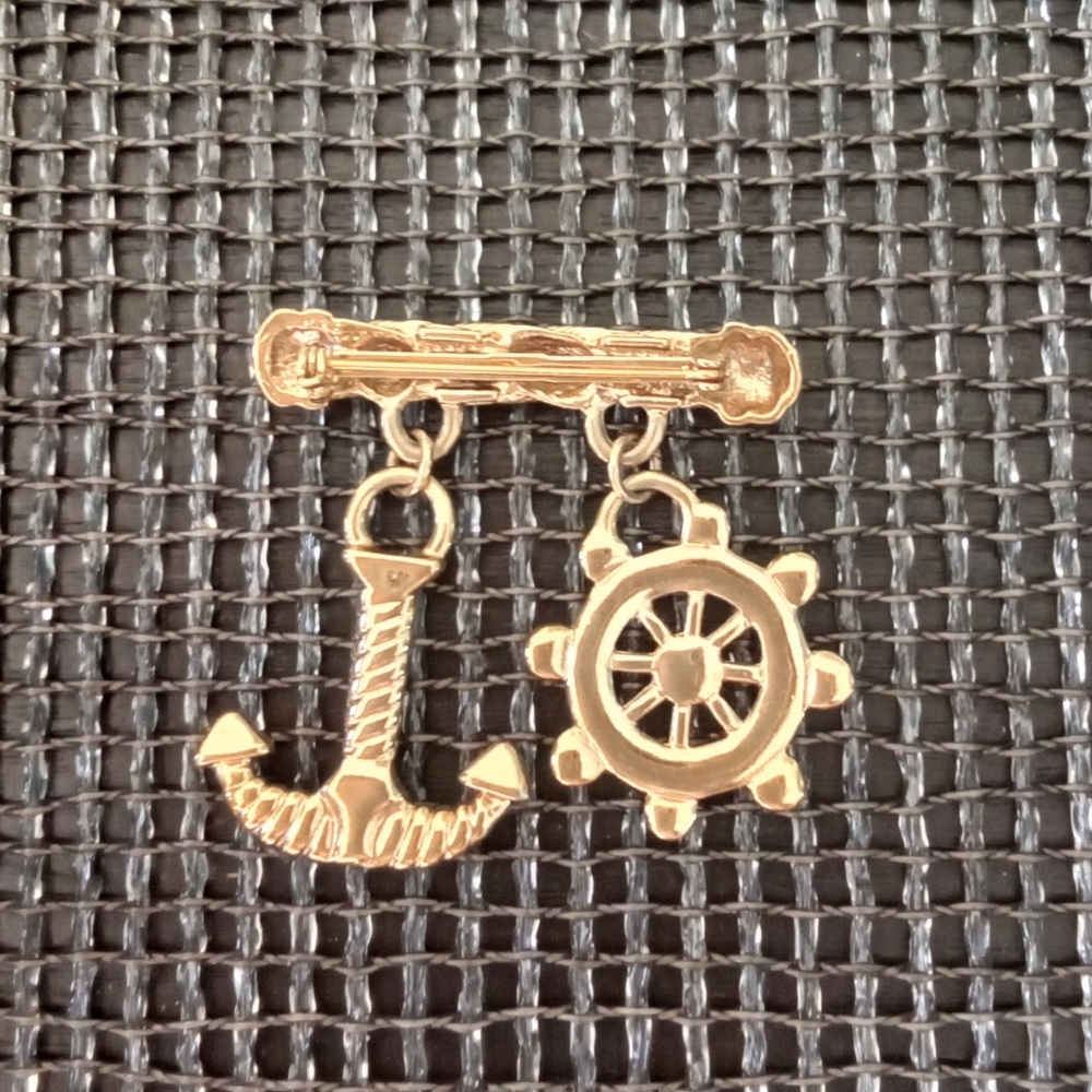 Gold-tone Nautical Brooch Pin - Picture 2 of 3
